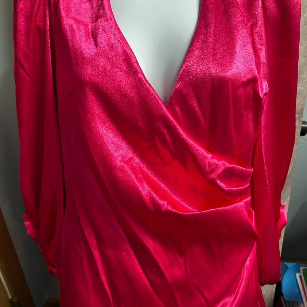 Donna Ricco Dress Pink Satin Long Sleeve Formal Dress Size 2